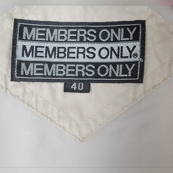 Members Only Vintage Coat‎ W/ Hidden Zip Rain Hood Size (40) Medium Vented Tan - Picture 10 of 11
